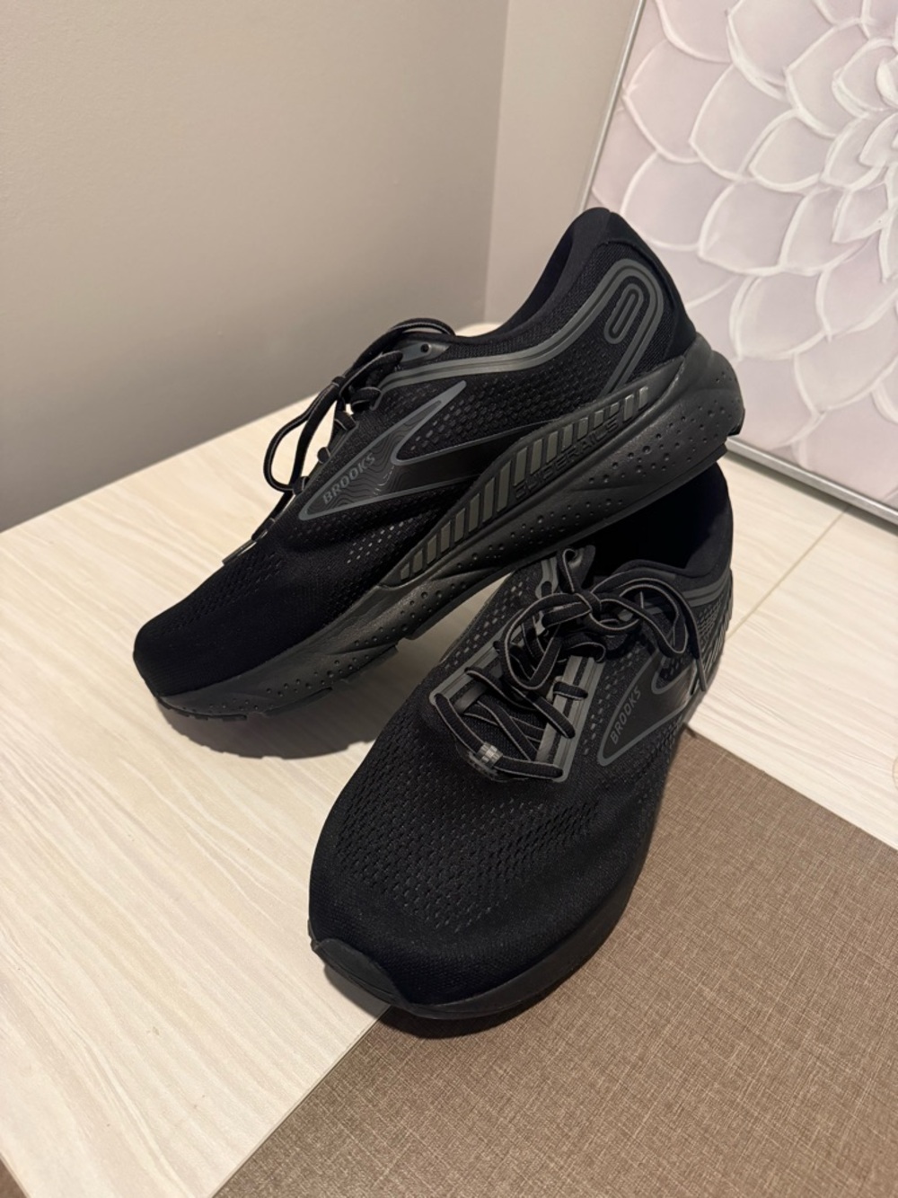 Brooks Men’s Black Athletic Running Shoes